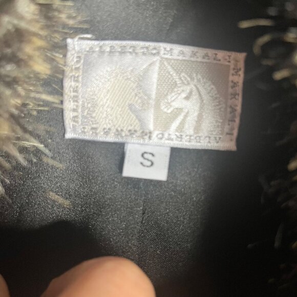 Faux Fur Vest By Alberto Makali size small pre owned good condition - Picture 3 of 3